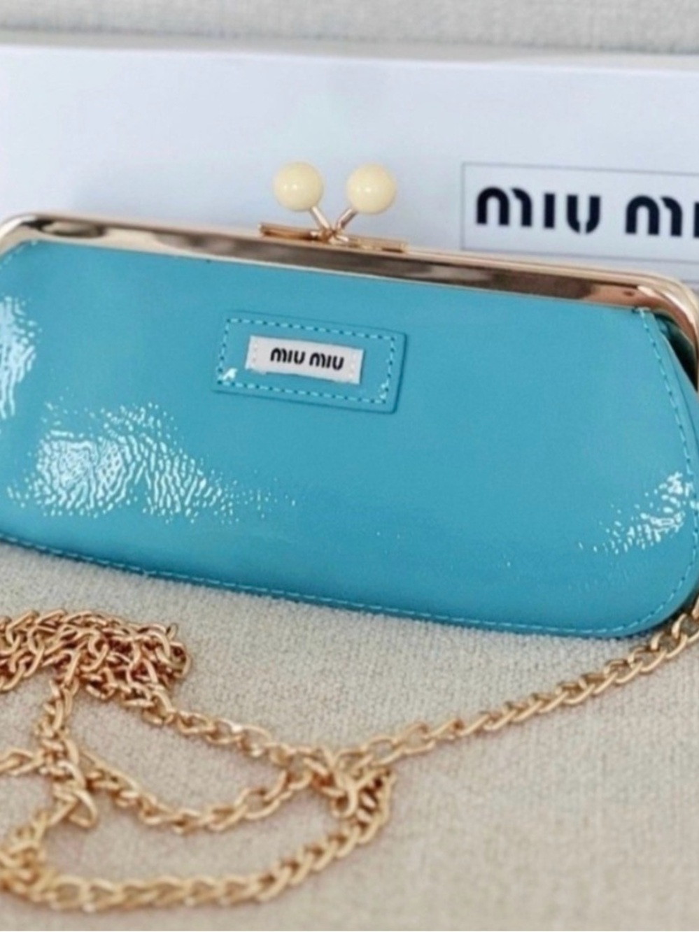 NIB Miu Miu Parfum Tiffany Blue Patent Leather Pouchette Clutch GWP w Strap - Picture 15 of 16